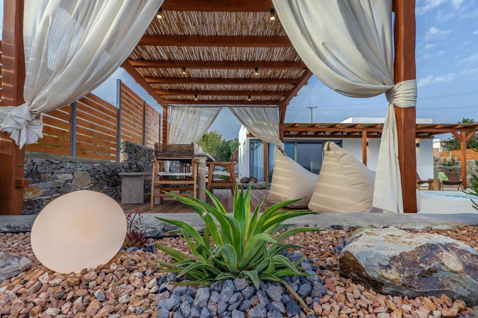 Osmio Luxury Residence Adamantas  Exterior foto